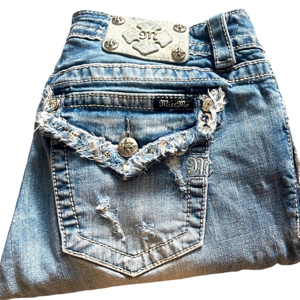 Miss Me Denim Capri Jeans